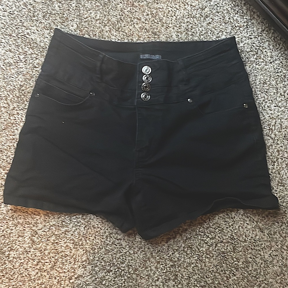 Jean shorts from Sliver Crush